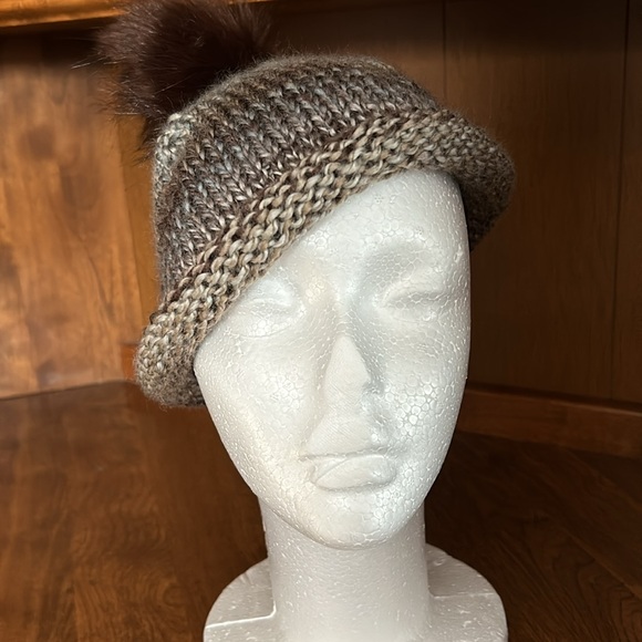 New Roll Brim Hat - Picture 2 of 3